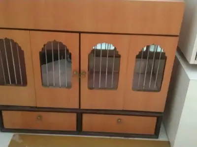 Wooden Home Temple Cabinet with 4 Doors Wooden Home Temple Cabinet with 4 Doors