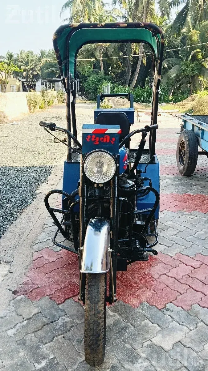 Sanedo Cargo Three Wheeler with 10.5 HP Engine - Auto Rickshaws - Dhokadva - Image 2