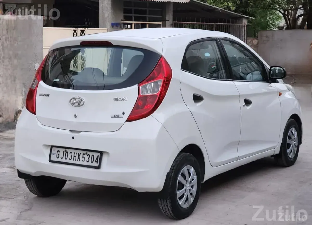Hyundai Eon Era Plus CNG 2015 - કાર - જુનાગઢ - Image 2