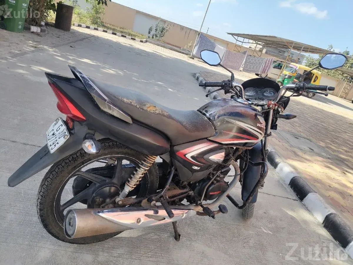 Honda CB Shine 125 2017 Used Bike - Bikes - Khambhalia - Image 3