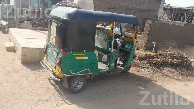 2014 CNG Auto Rickshaw - ઓટો રિક્ષા - માંસા - Image 4
