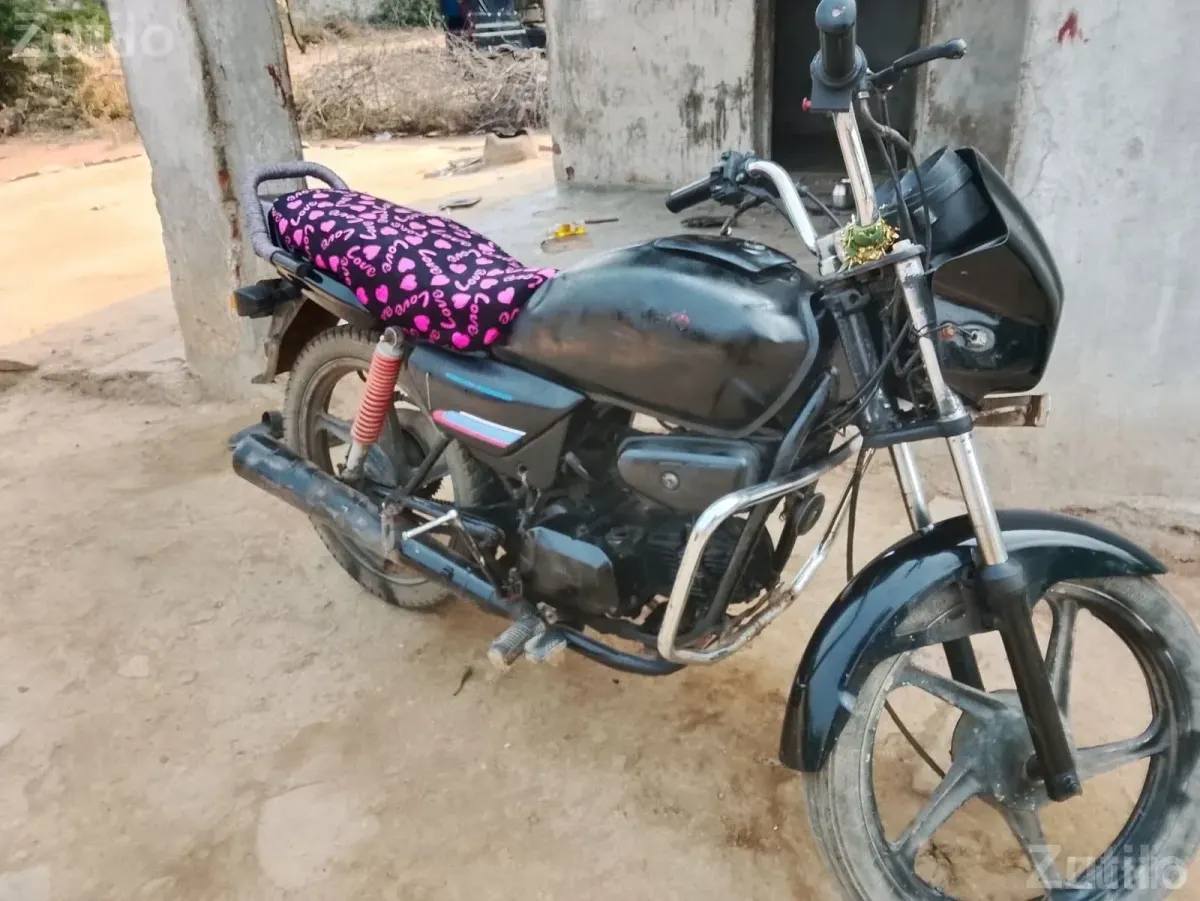 Black Commuter Bike in Good Running Condition - Bikes - Rapar - Image 3
