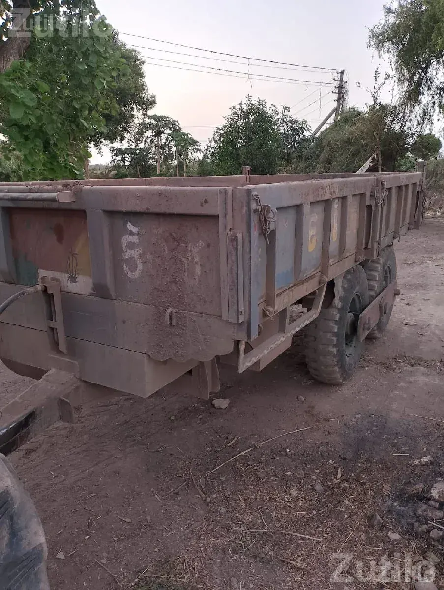 Four Wheel Heavy Trolley with Double Side Panels - ઓટો પાર્ટ્સ - જુનાગઢ - Image 3