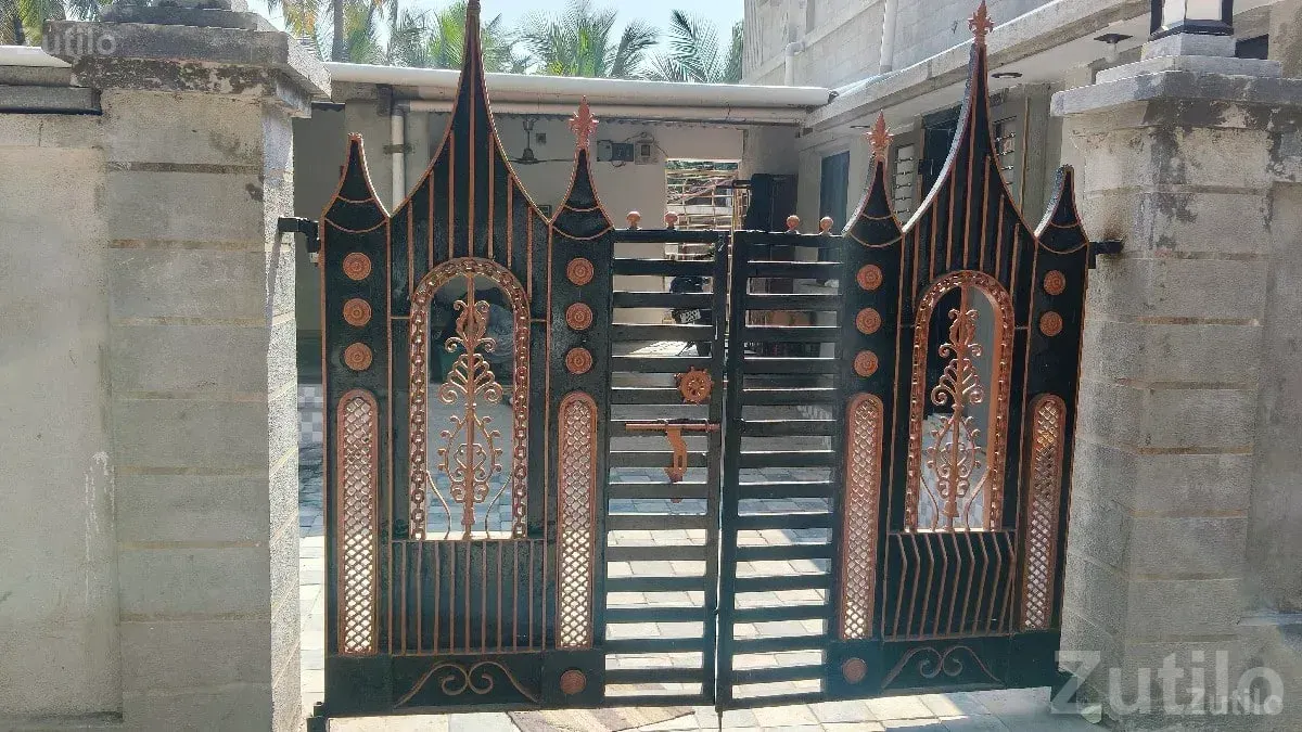Heavy Iron Main Gate for Sale 8x6 ft - Miscellaneous - Mangrol - Image 2