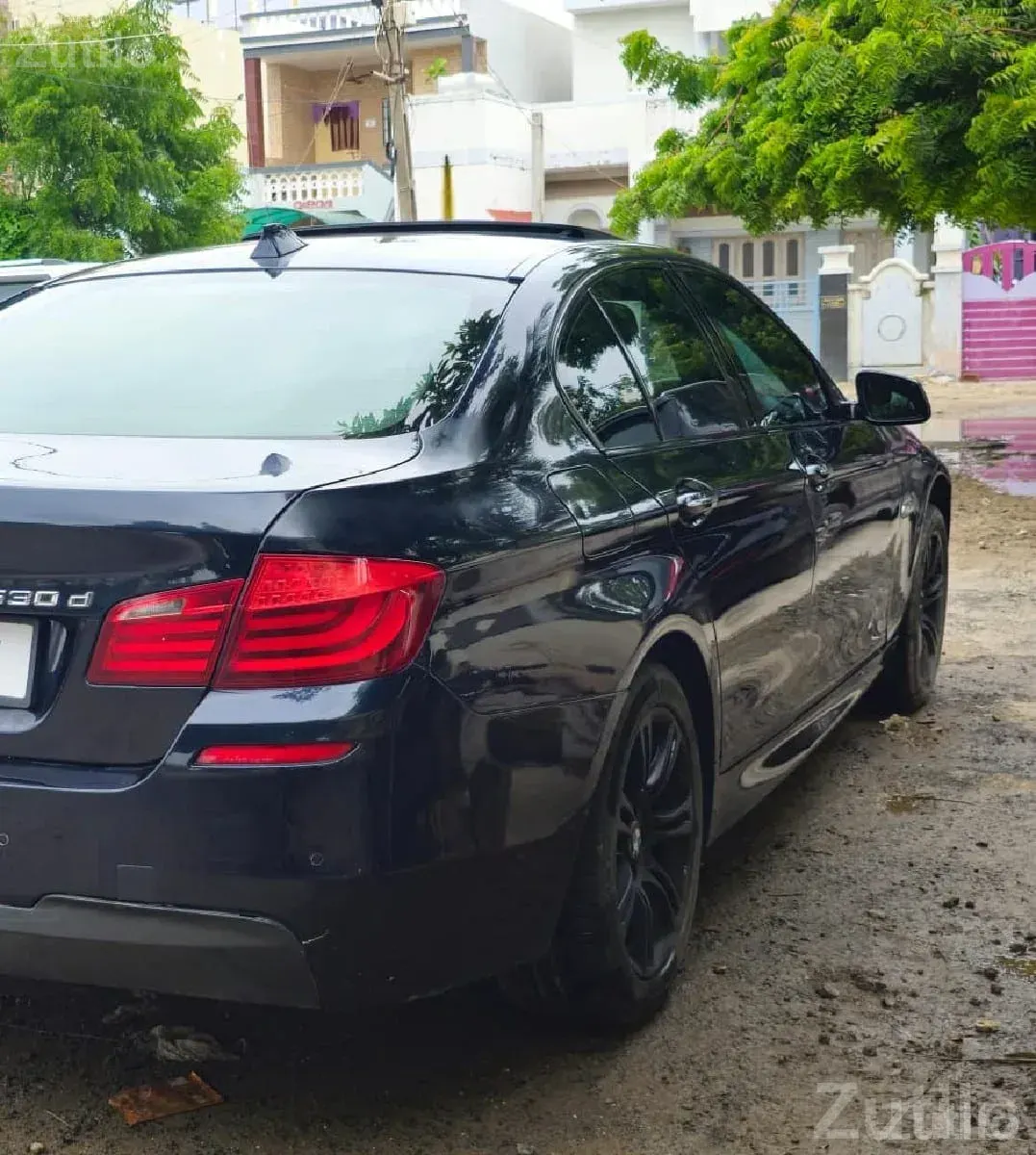BMW 530d 2013 Sport Sedan – Black - Cars - Bhanvad - Image 3