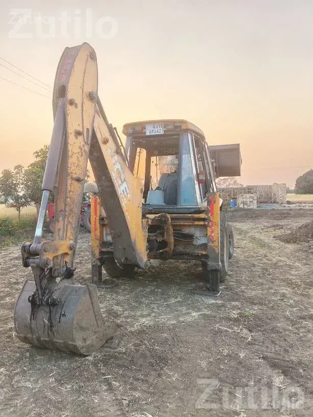 JCB 3DX Backhoe Loader 2011 Model - Construction Vehicles - Modhvada - Image 4