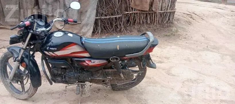 Hero HF Deluxe 2021 Bike, 1 Owner - Bikes - Siddhpur - Image 4
