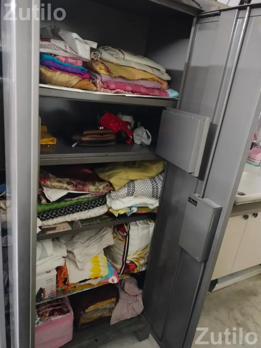 Iron Wardrobe - Wardrobes, Cupboards & Storage - Surat City - Image 4
