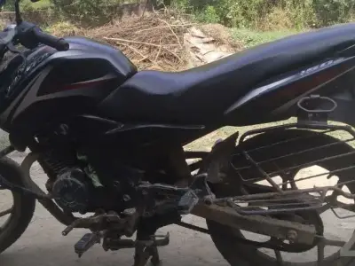 Bajaj Discover 150 CC Bike 2014 Model Bajaj Discover 150 CC Bike 2014 Model