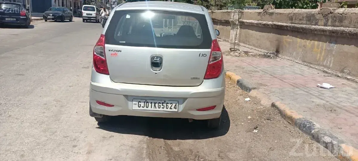 Hyundai i10 CNG Petrol Car for Sale - કાર - માણાવદર - Image 2