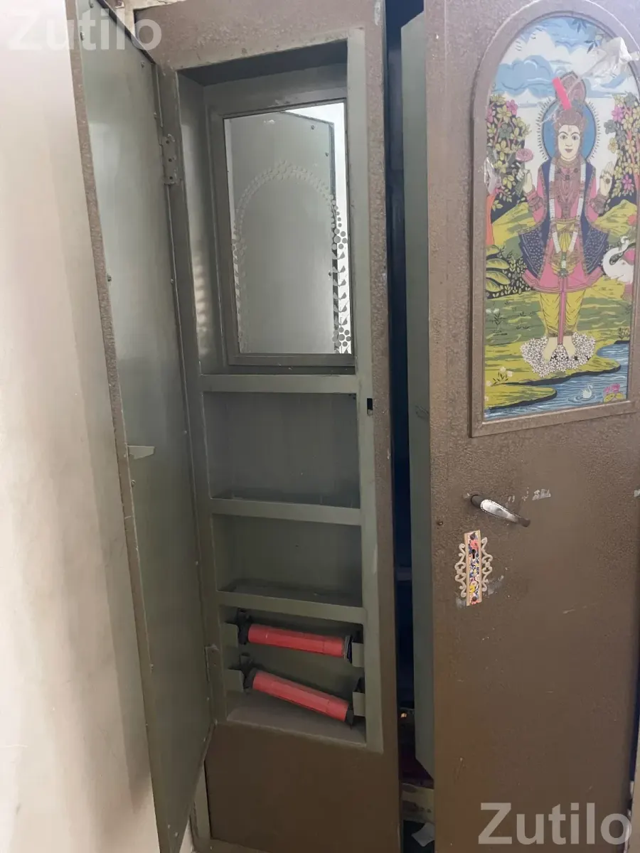 Cupboard (almari) - વોર્ડરોબ, કબાટ અને સ્ટોરેજ - અમદાવાદ શહેર - Image 4