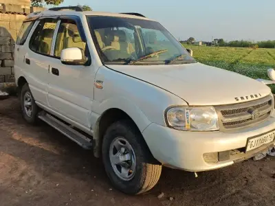 ગાડી વેચવાની છે ગાડી વેચવાની છે