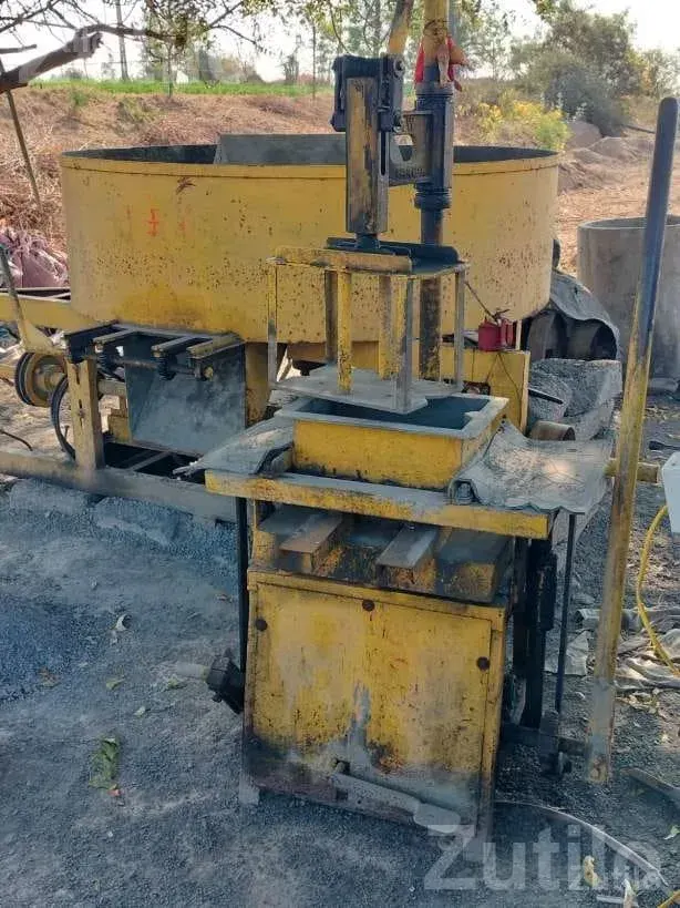 Paver Block Making Machine with Platform - મશીનરી - રાણપુર - Image 2