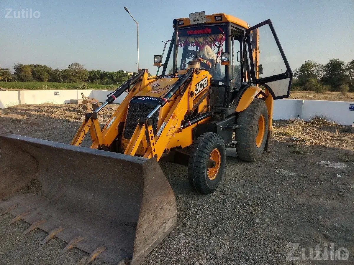 2011 JCB Backhoe Loader for Sale - બાંધકામના વાહનો - ખંભાળિયા - Image 3