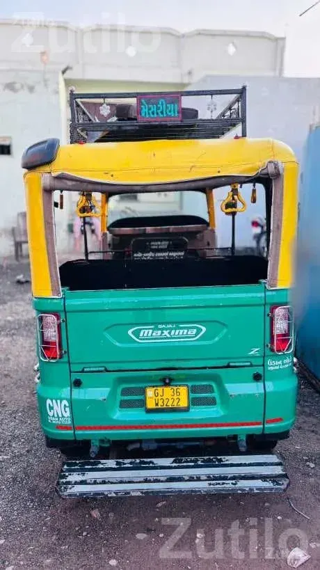 Bajaj Maxima Z CNG Auto Rickshaw 2025 - Auto Rickshaws - Wankaner - Image 3