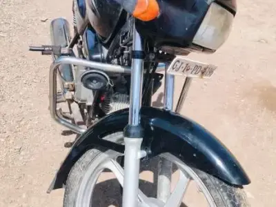 2013 Motorcycle with Self Start and New Tyres 2013 Motorcycle with Self Start and New Tyres