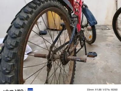2 Used Bicycles for Sale 24 and 26 Inch 2 Used Bicycles for Sale 24 and 26 Inch