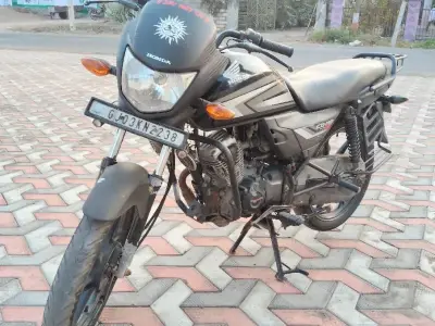 Honda CD110 Dream Deluxe 2018 Bike Honda CD110 Dream Deluxe 2018 Bike