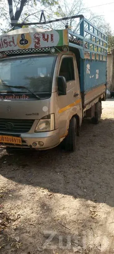 Tata Super Ace 2013-14 Loading Vehicle - Trucks & Lorries - Palanpur - Image 2