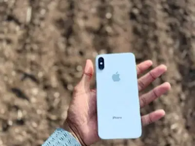 Apple iPhone X 64GB White Apple iPhone X 64GB White