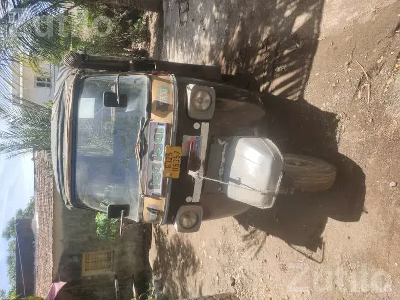 2012 Piaggio Auto Rickshaw for Sale - ઓટો રિક્ષા - પોરબંદર - Image 2
