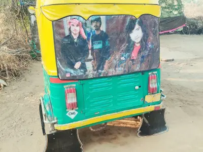 CNG Auto Rickshaw for Sale CNG Auto Rickshaw for Sale