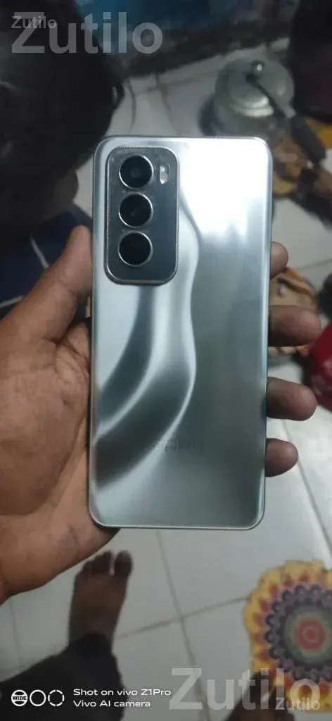 Oppo Reno 12 8GB 256GB Smartphone - Mobile Phones - Surat City - Image 4