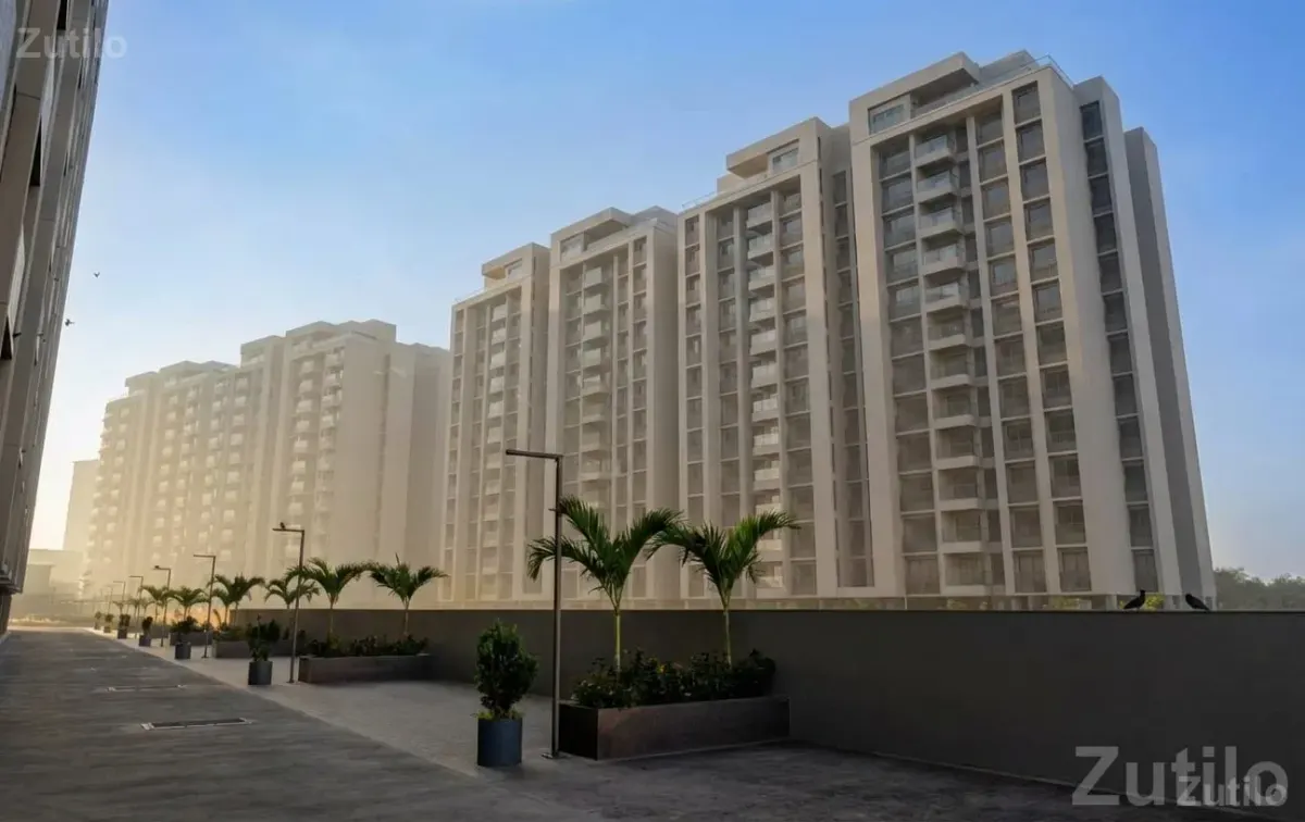 4 BHK Ultra Luxury Flat for Sale - House for Sale - Sanand - Image 2