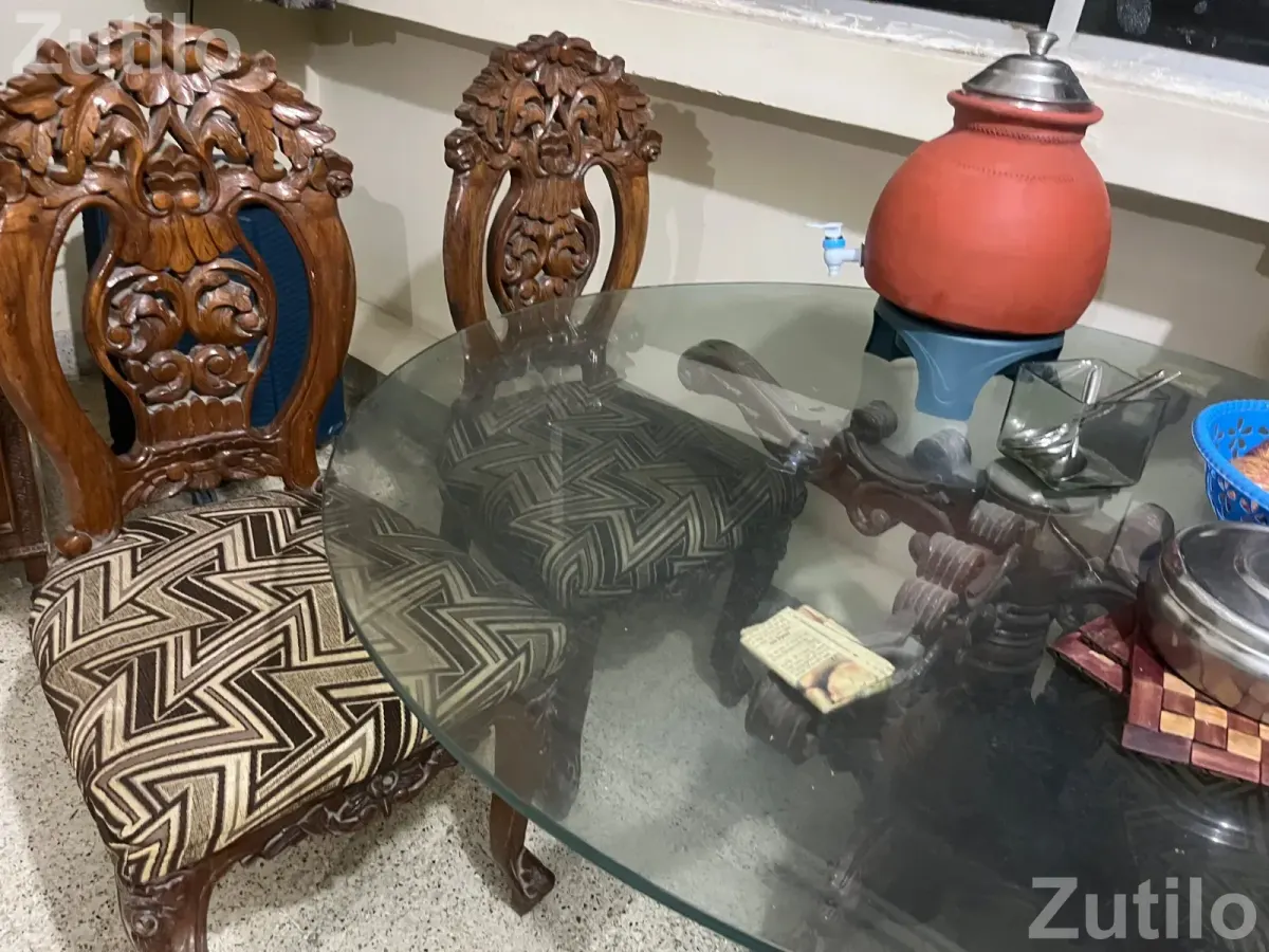 Dining table - ડાઇનિંગ ટેબલ અને સેટ - અમદાવાદ શહેર - Image 2
