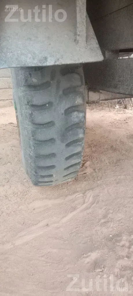 Used Trolley Tyre with Rim - Auto Parts - Palanpur - Image 5