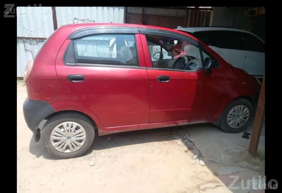Chevrolet Spark 2009 Hatchback - કાર - પાલનપુર - Image 4