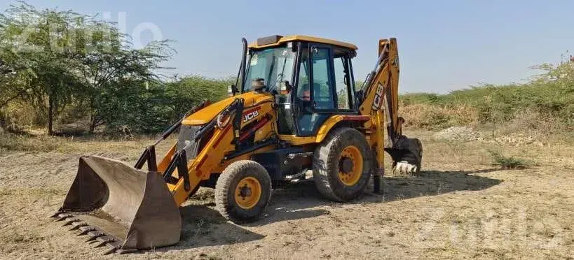 2022 JCB 49 HP Backhoe Loader - Construction Vehicles - Umrala - Image 3