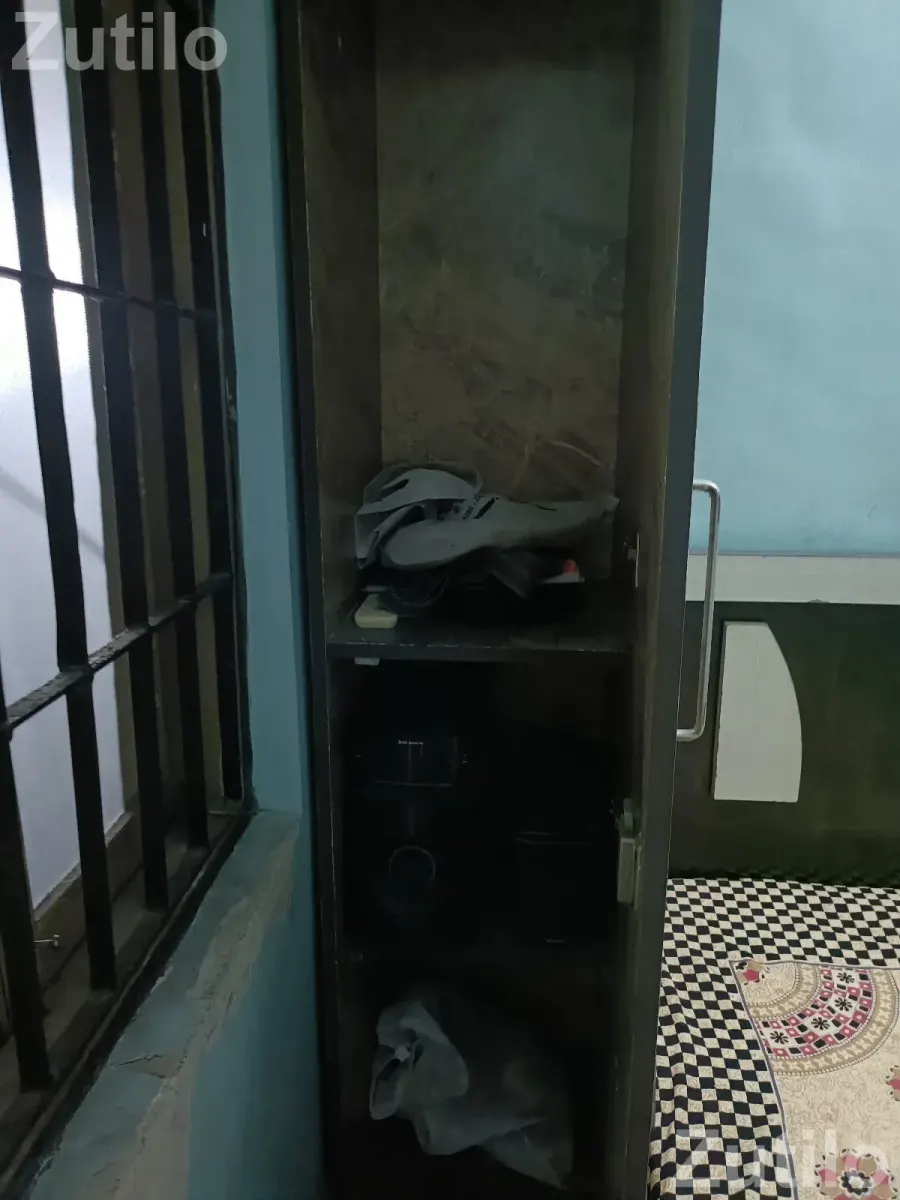House hold equipments - વોર્ડરોબ, કબાટ અને સ્ટોરેજ - વાપી - Image 3