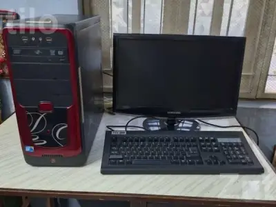Desktop Computer System with Samsung Monitor
