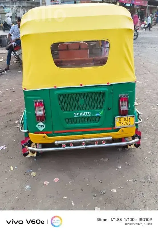 Bajaj 4 Stroke CNG Auto Rickshaw 2021 - Auto Rickshaws - Rajkot City - Image 2