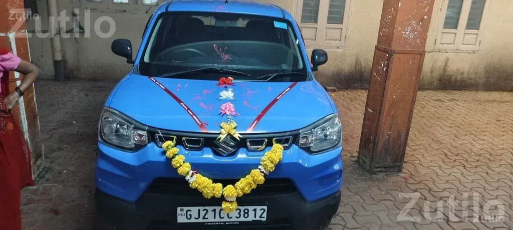 2022 Maruti Suzuki S-Presso Petrol Car - કાર - સુરત શહેર - Image 4