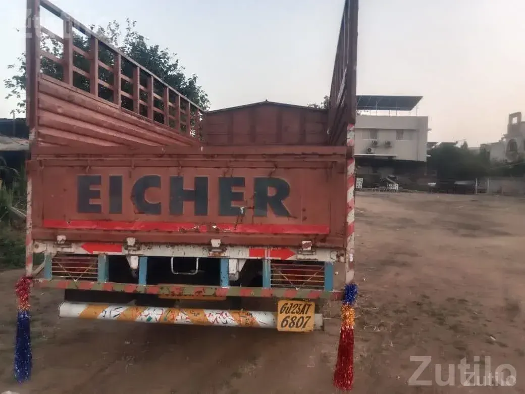 Eicher 2011 Cargo Truck - ટ્રક અને લોરી - છત્રાલ - Image 4