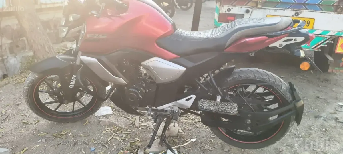 FZ BIKE 2022 . OWNER 2./SHOWROOM C ek Pan rupiya naukarOLLECTION - બાઇક્સ - સોમનાથ - Image 2
