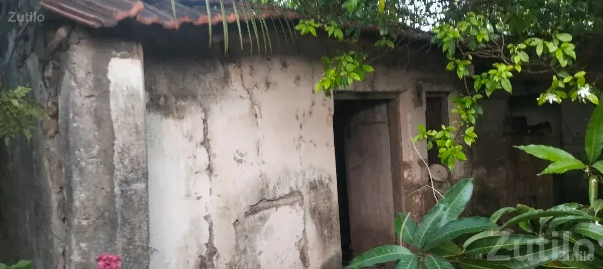 Old Kutcha House for Sale in Keshod - House for Sale - Keshod - Image 3