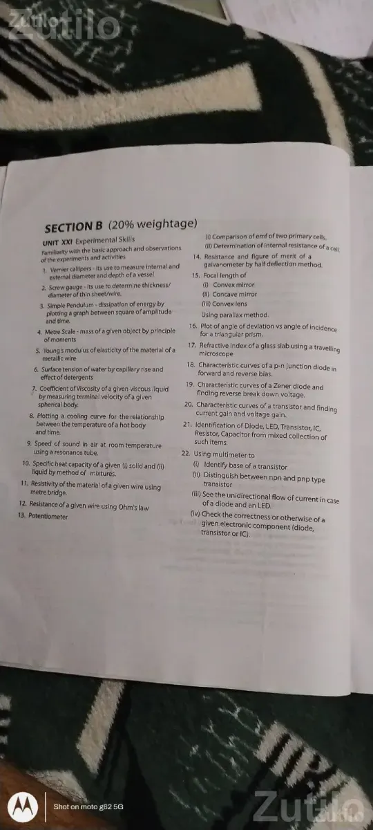 Physics IIT JEE 43 years Solved Papers by Arihant - સ્પર્ધાત્મક પરીક્ષાની પુસ્તકો - અંકલેશ્વર - Image 5