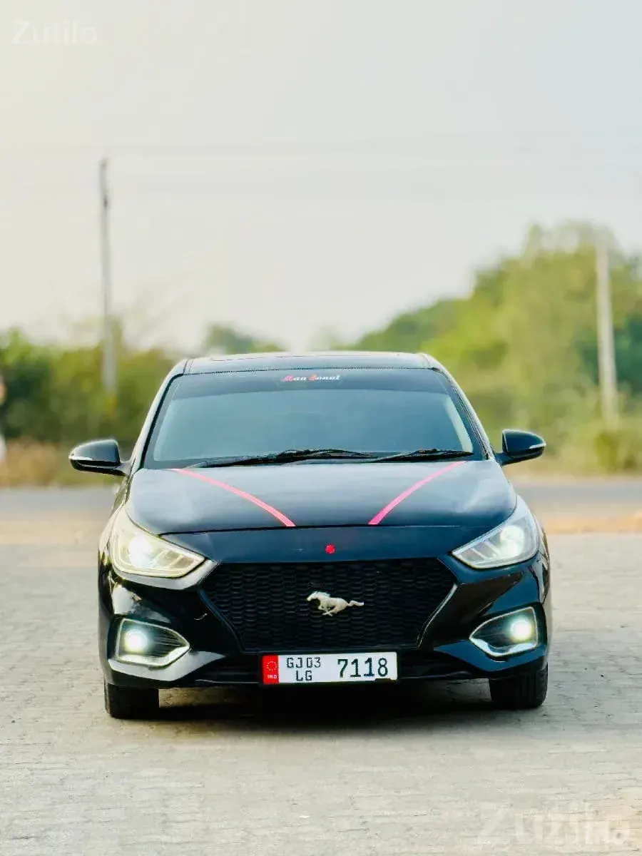 Hyundai Verna Black Top Diesel Sedan - Cars - Keshod - Image 4