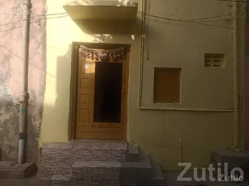 Corner 3 Floor House for Sale in Ranavav - House for Sale - Ranavav - Image 2