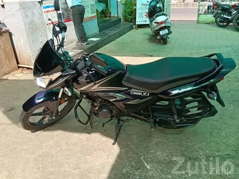 Honda Shine Blue Motorcycle on Running Loan - બાઇક્સ - ધંધુકા - Image 4