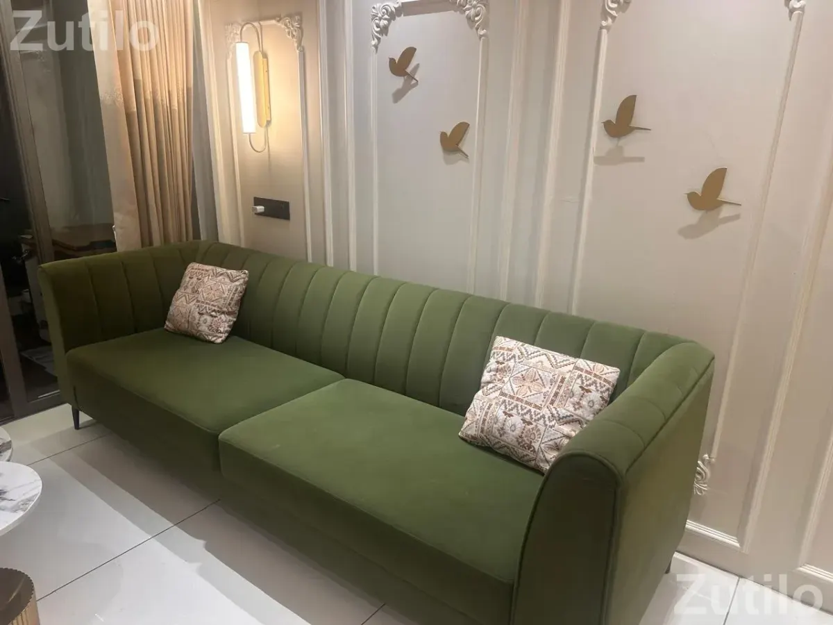 Luxurious premium sofa for living area - સોફા સેટ અને કાઉચ - અમદાવાદ શહેર - Image 2