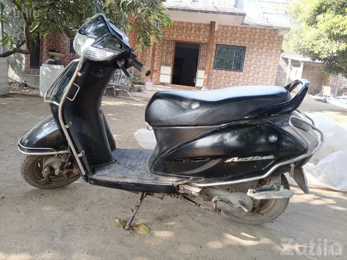 Used Honda Activa 2011 Black Scooter - Bikes - Manavadar - Image 3