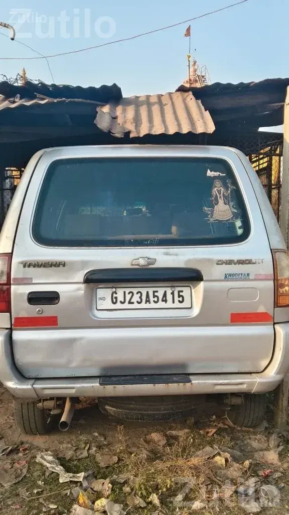 Chevrolet Tavera 2006 10 Seater - Cars - Petlad - Image 3