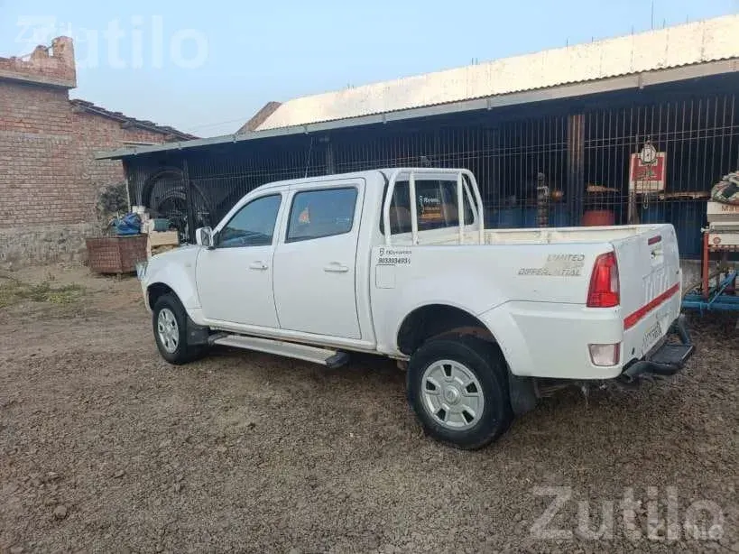 2015 Tata Xenon Diesel Second Owner - Cars - Surat City - Image 4