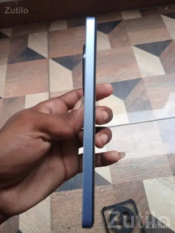 Sleek Black Android Smartphone Sale - Mobile Phones - Kalyanpur - Image 3