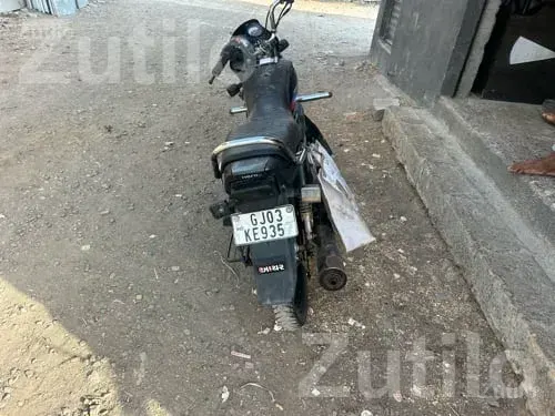 2017 Hero Splendor Plus Motorcycle - બાઇક્સ - ભાણવડ - Image 2