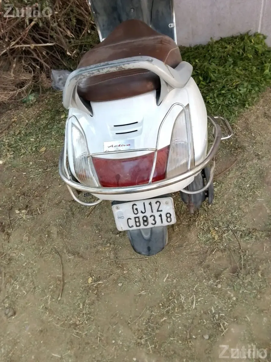 Honda Activa 2013 Scooter for Sale - બાઇક્સ - ભુજ - Image 5